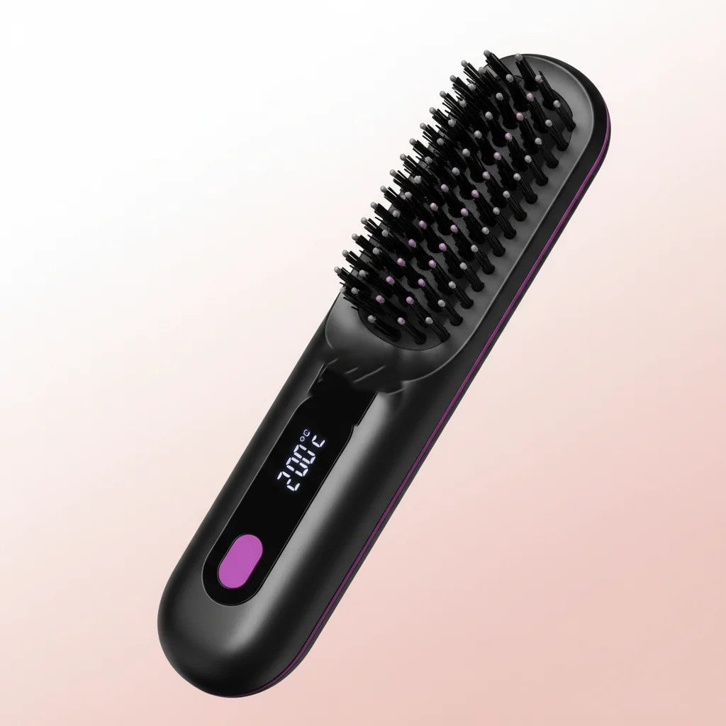 Comment lisser ses cheveux rapidement à la maison (sans les abîmer)